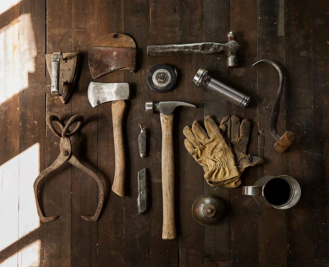 You are currently viewing The Importance of Hiring a Plumbing Handyman: Tips and Tricks for Homeowners